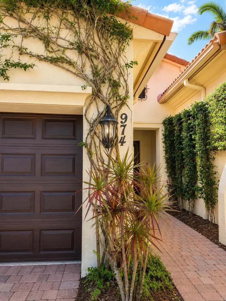974 Mill Creek Drive Palm Beach Gardens FL 33410