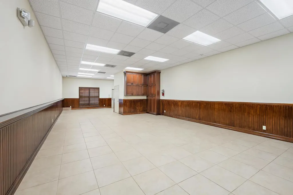 212 N Us Highway 1 Tequesta FL 33469