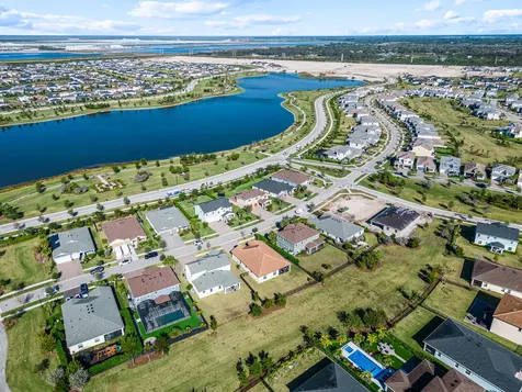 19420 Broad Shore Walk Loxahatchee FL 33470