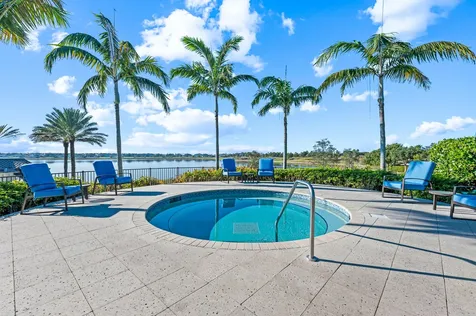 19420 Broad Shore Walk Loxahatchee FL 33470