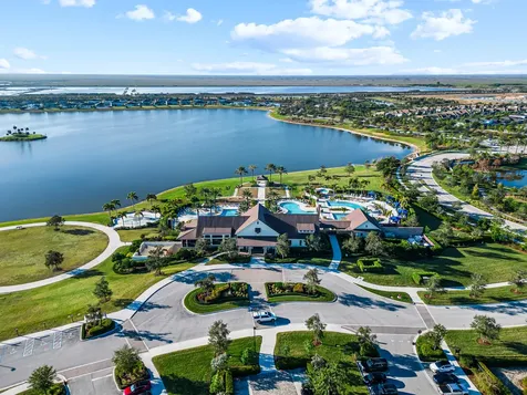 19420 Broad Shore Walk Loxahatchee FL 33470