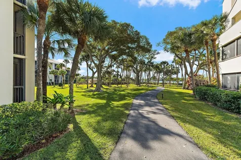 1000 N Us Highway 1 Jupiter FL 33477