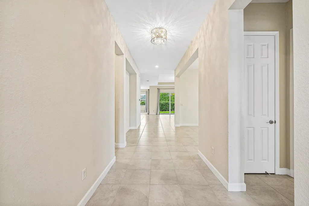 1031 Ember Ridge Run Loxahatchee FL 33470