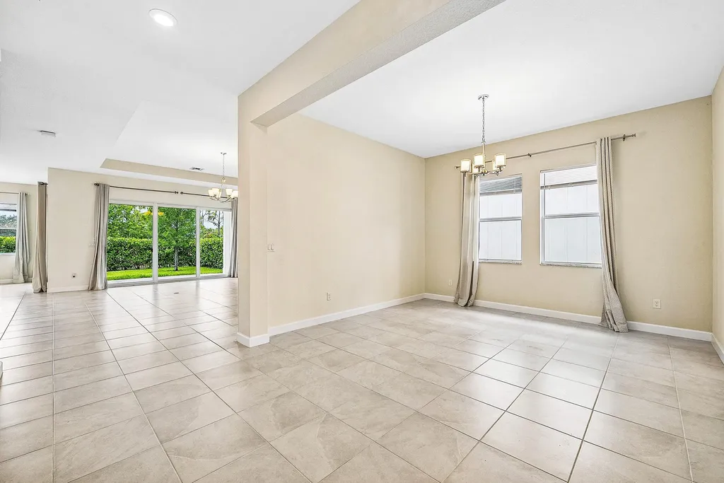 1031 Ember Ridge Run Loxahatchee FL 33470