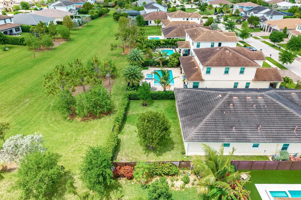1031 Ember Ridge Run Loxahatchee FL 33470