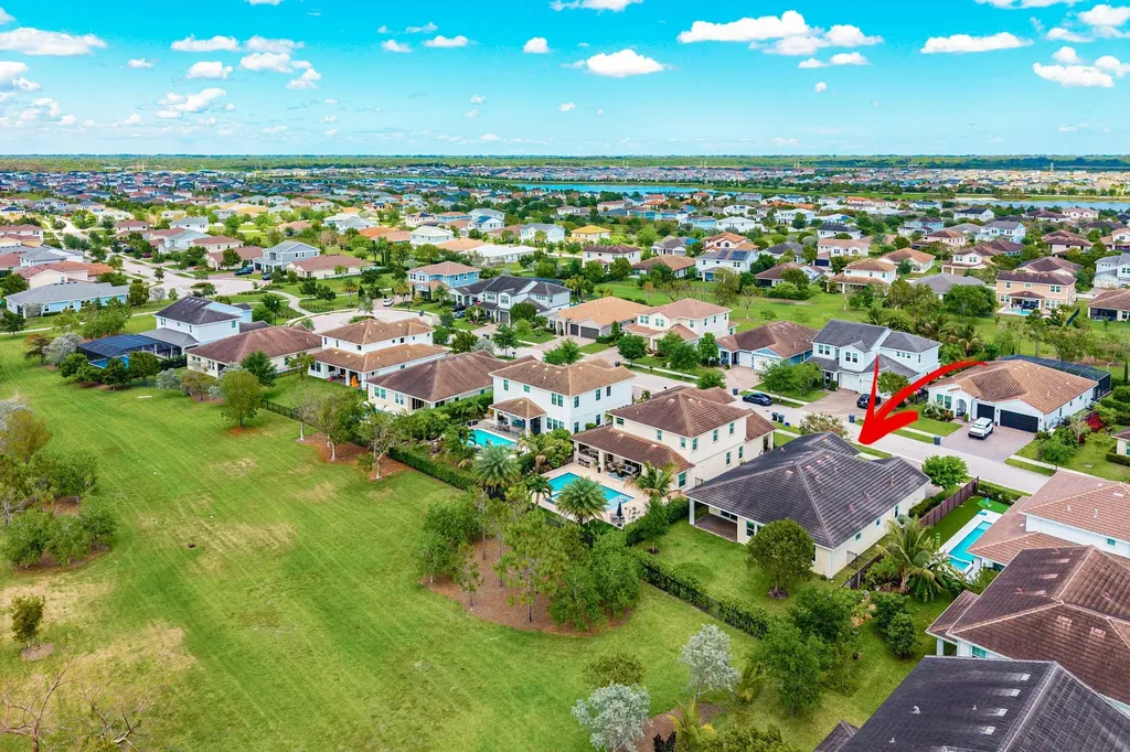 1031 Ember Ridge Run Loxahatchee FL 33470