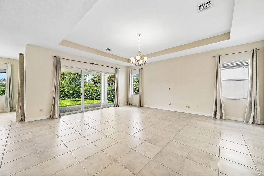 1031 Ember Ridge Run Loxahatchee FL 33470