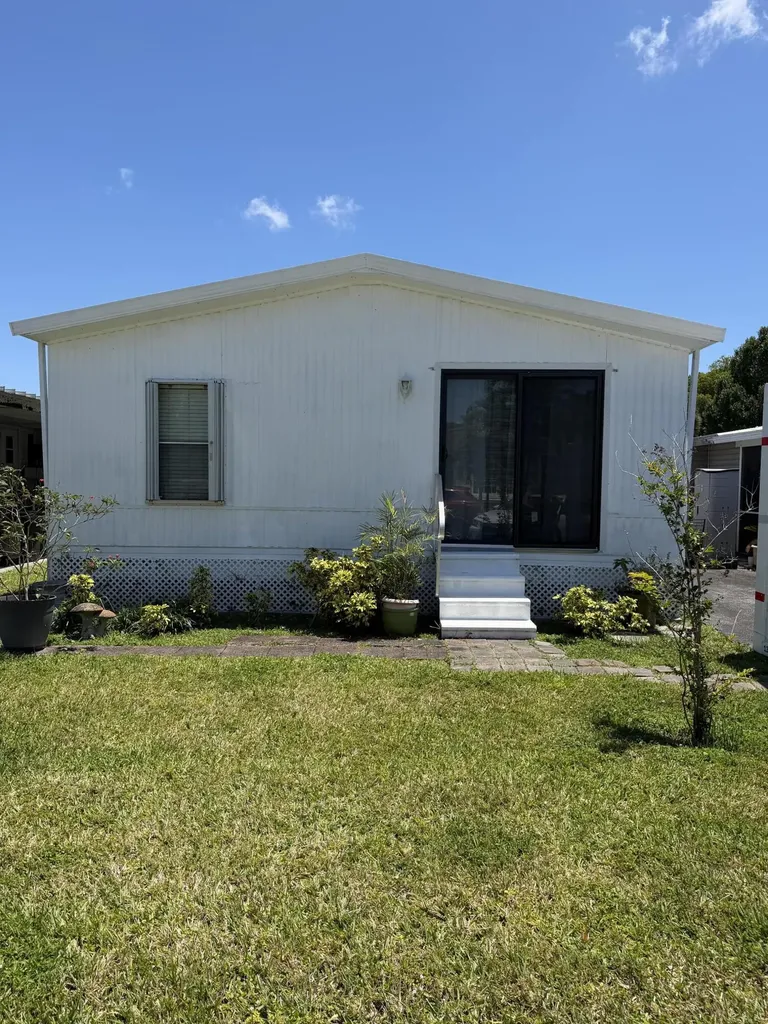 5310 SW 27th Terrace Dania Beach FL 33312