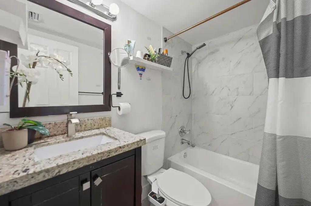 8421 Forest Hills Drive Coral Springs FL 33065