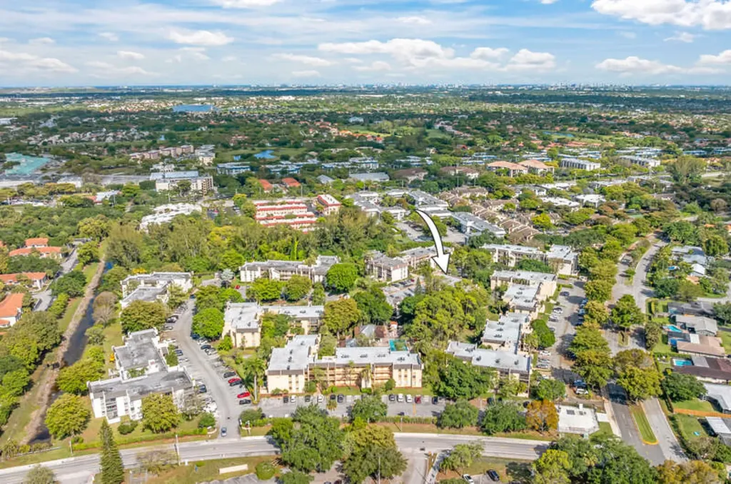8421 Forest Hills Drive Coral Springs FL 33065