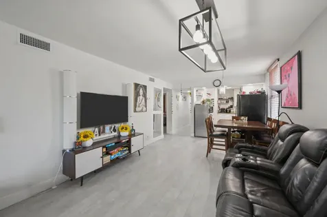 8421 Forest Hills Drive Coral Springs FL 33065