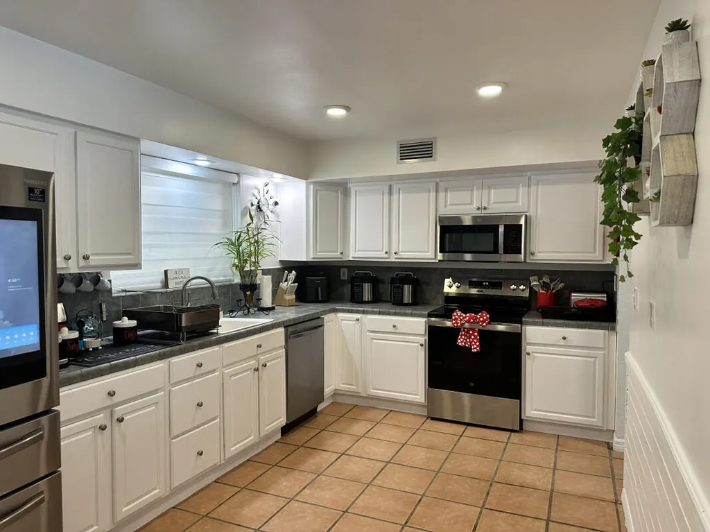 6940 Plantation Road Plantation FL 33317