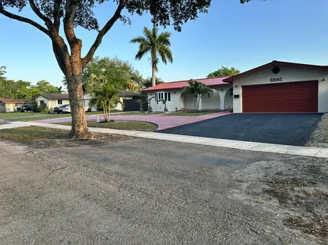6940 Plantation Road Plantation FL 33317
