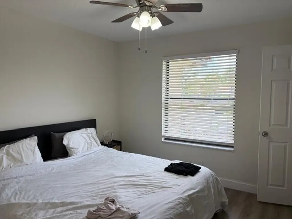 21906 Lake Forest Circle Boca Raton FL 33433