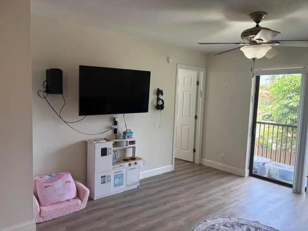 21906 Lake Forest Circle Boca Raton FL 33433