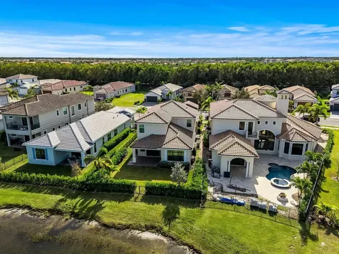 601 SE Fascino Circle Port St Lucie FL 34984