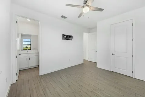 601 SE Fascino Circle Port St Lucie FL 34984
