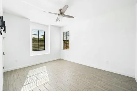 601 SE Fascino Circle Port St Lucie FL 34984
