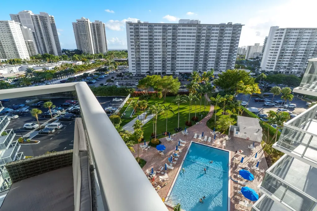 3300 NE 36th Street Fort Lauderdale FL 33308