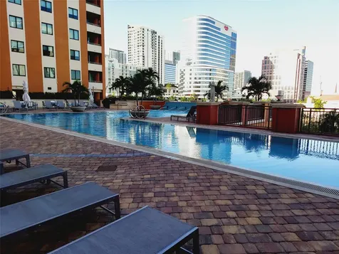 100 N Federal Highway Fort Lauderdale FL 33301