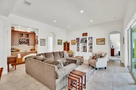 393 11th Square SW Vero Beach FL 32962