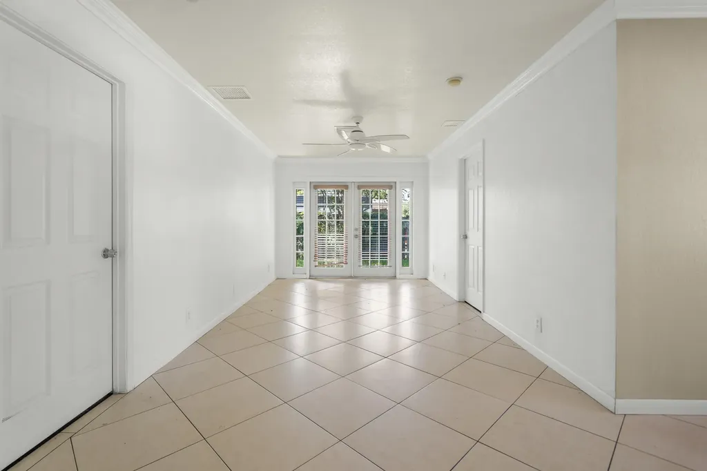 2241 NW 3rd Street Pompano Beach FL 33069