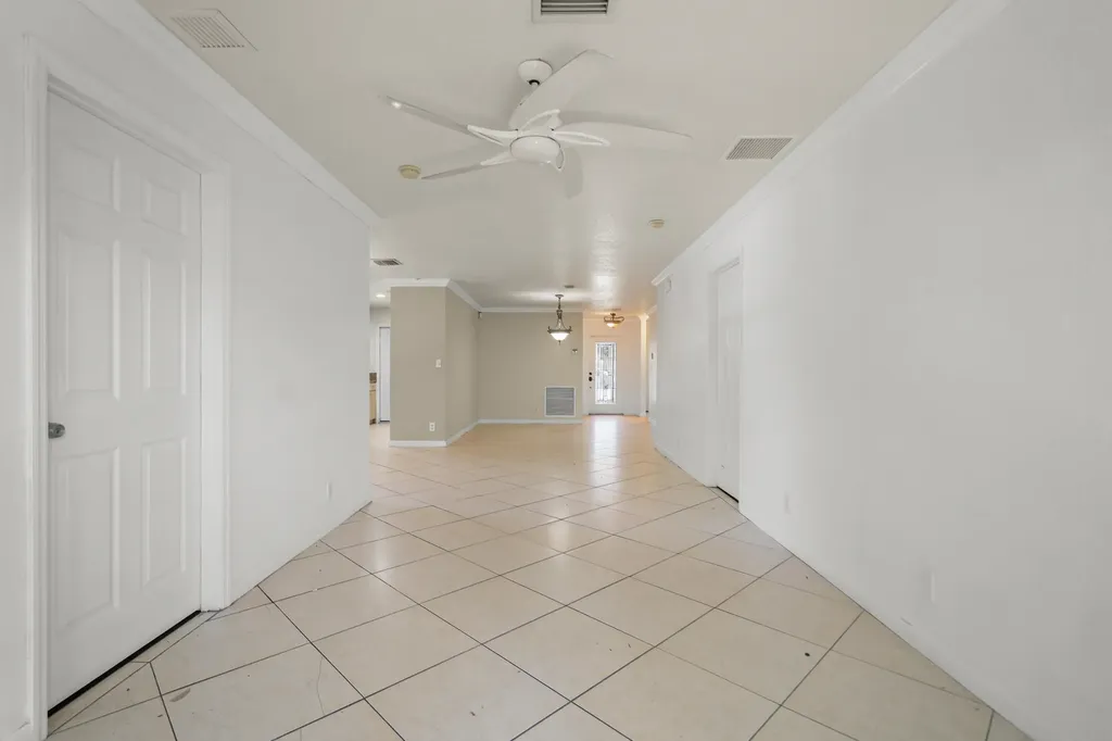 2241 NW 3rd Street Pompano Beach FL 33069