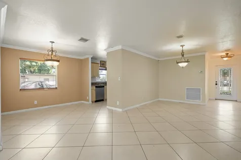 2241 NW 3rd Street Pompano Beach FL 33069