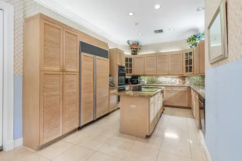 2540 Fairway Island Drive Wellington FL 33414