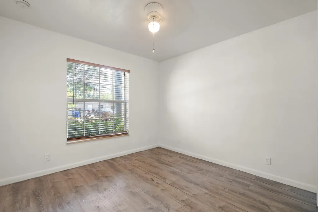 2241 NW 3rd Street Pompano Beach FL 33069