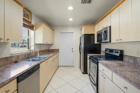 2241 NW 3rd Street Pompano Beach FL 33069