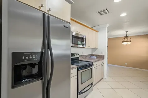 2241 NW 3rd Street Pompano Beach FL 33069