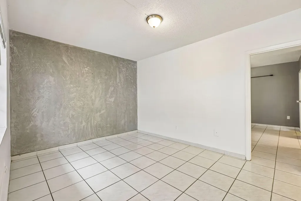1735 NE 164th Street North Miami Beach FL 33162