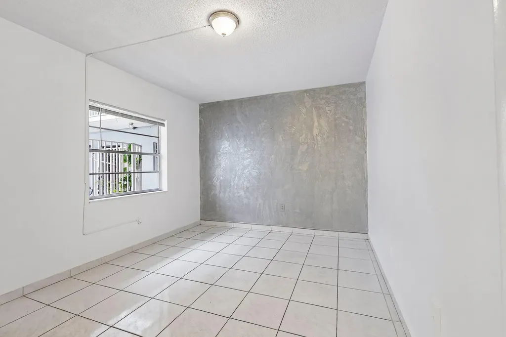 1735 NE 164th Street North Miami Beach FL 33162