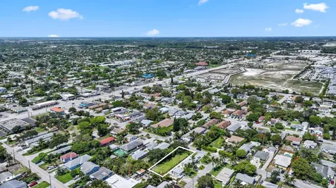 614 N 5th Street Lantana FL 33462