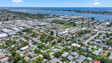 614 N 5th Street Lantana FL 33462