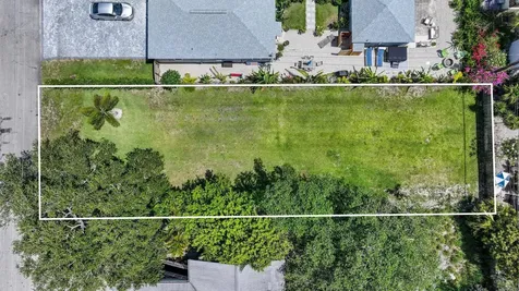 614 N 5th Street Lantana FL 33462