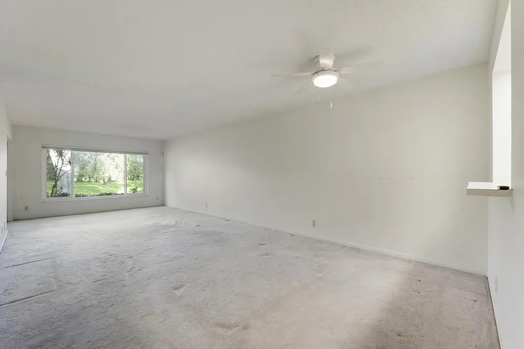 13383 Pineapple Palm Court Delray Beach FL 33484