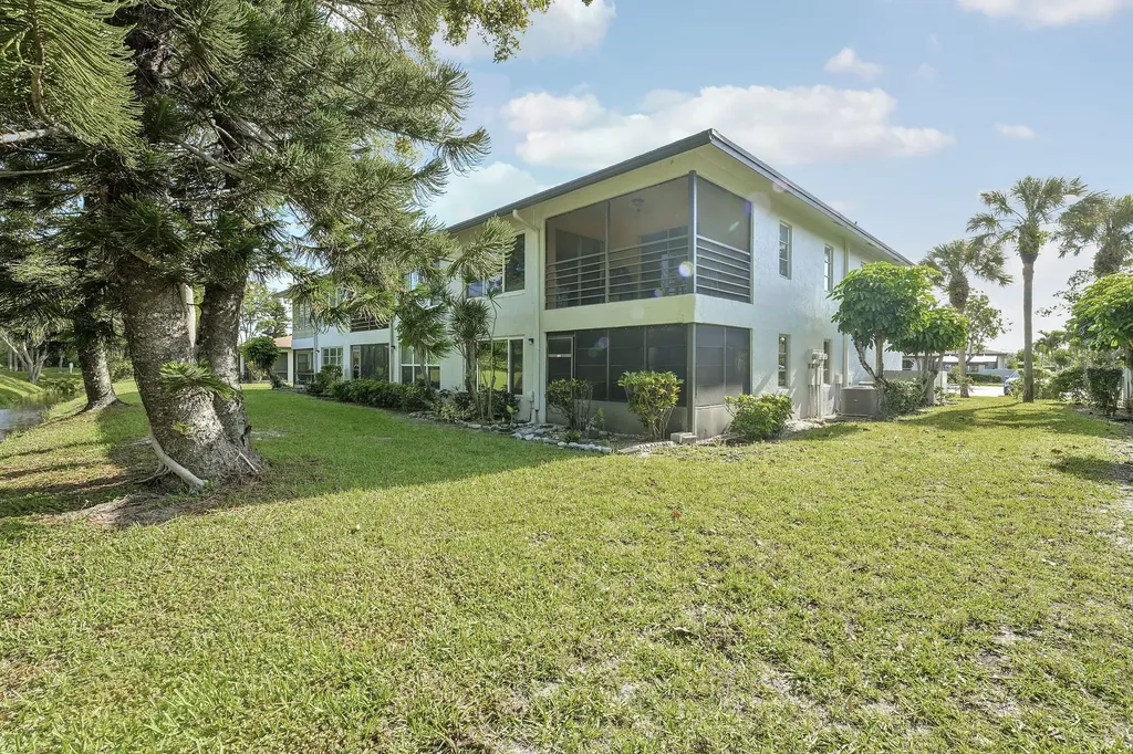 13383 Pineapple Palm Court Delray Beach FL 33484
