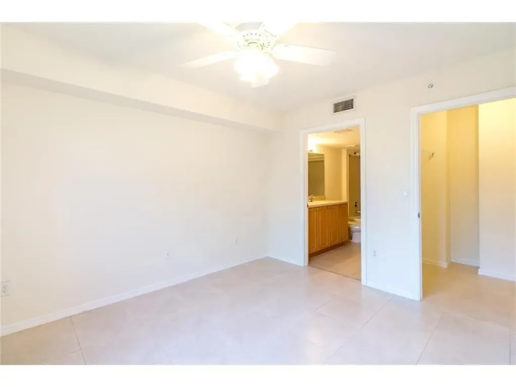 6760 Heritage Boynton Beach FL 33437