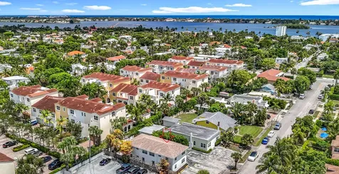 337 Kenilworth Boulevard West Palm Beach FL 33405