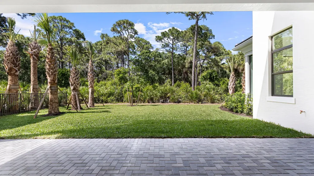 13314 Artisan Circle Palm Beach Gardens FL 33418