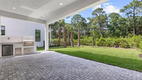 13314 Artisan Circle Palm Beach Gardens FL 33418