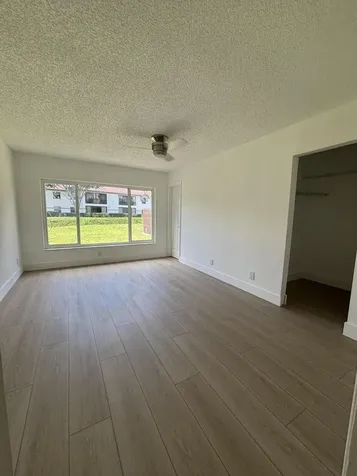5430 Mirror Lakes Boulevard Boynton Beach FL 33472