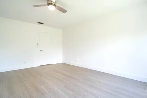 5430 Mirror Lakes Boulevard Boynton Beach FL 33472