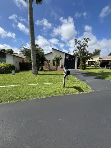 5430 Mirror Lakes Boulevard Boynton Beach FL 33472