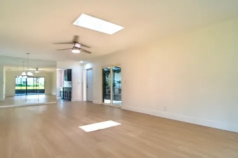 5430 Mirror Lakes Boulevard Boynton Beach FL 33472