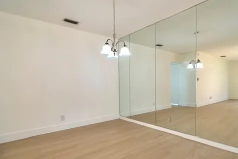 5430 Mirror Lakes Boulevard Boynton Beach FL 33472