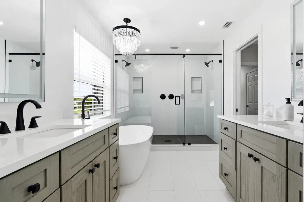 573 Cocoplum Drive Drive E Jupiter FL 33458