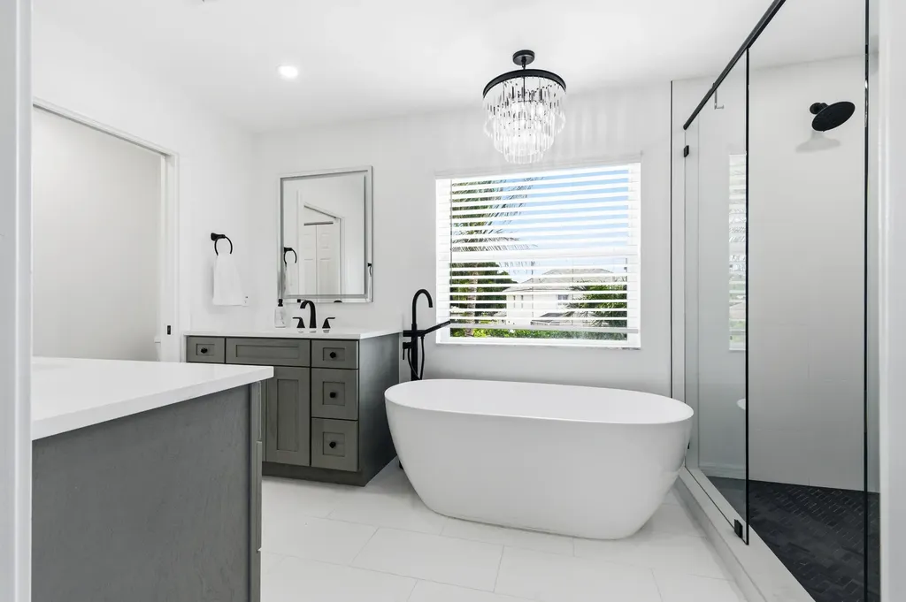 573 Cocoplum Drive Drive E Jupiter FL 33458